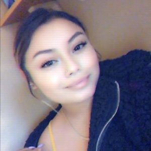 Meet your Posher, Krystal